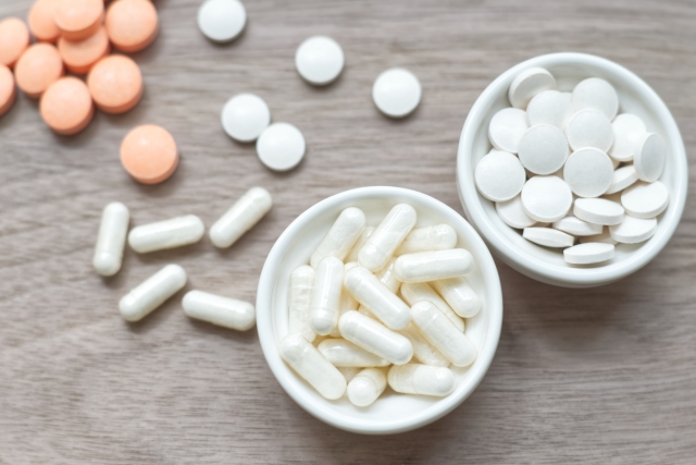 サプリメント 薬 違い