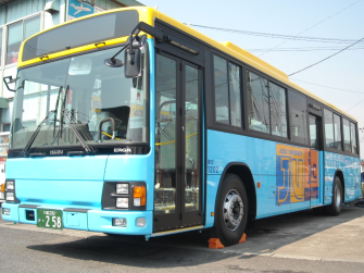 飯能・高麗川便　大型バス